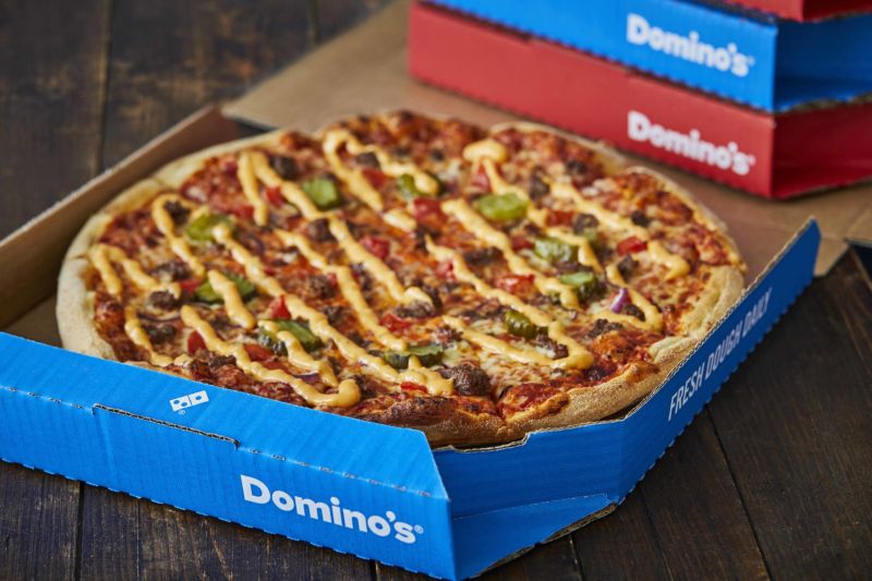 dominos-pizza-9 inch pizza - How Many Slices Are In A 9 Inch Pizza